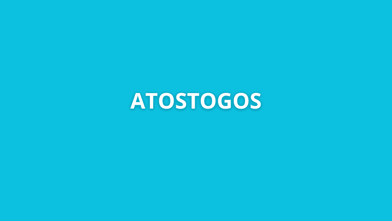 Baltas tekstas „ATOSTOGOS“ ryškiai mėlyname fone.