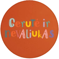 Apvalus oranžinis emblema su įvairiaspalviu užrašu „Gerutė ir nevaliukas“.